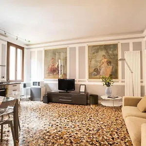 Salmaso Apartments Appartement